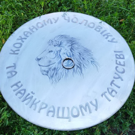 Лазерне гравіювання на кришці